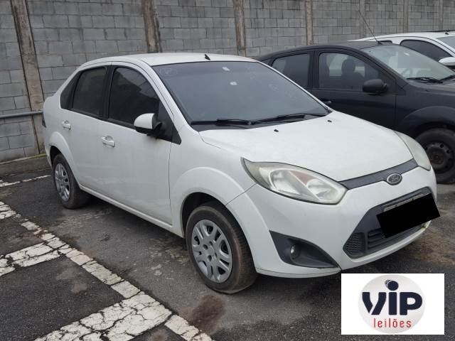 FORD FIESTA SEDAN 1.6 2014
